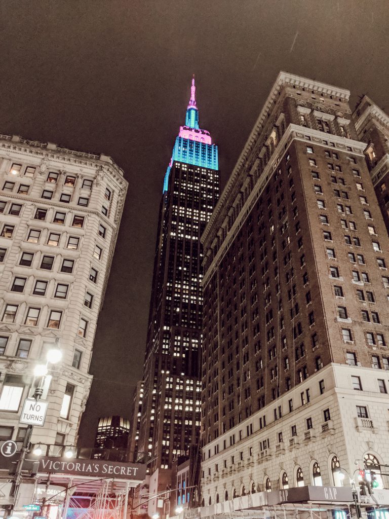 Emipre State Building bei Nacht
